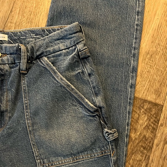 Good American Mid Rise Straight Leg Jean - Picture 6 of 8